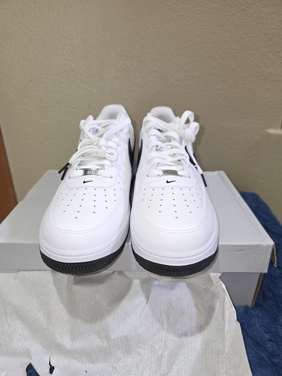 Nike Air Force 1 Low Top Sneakers - White/Black